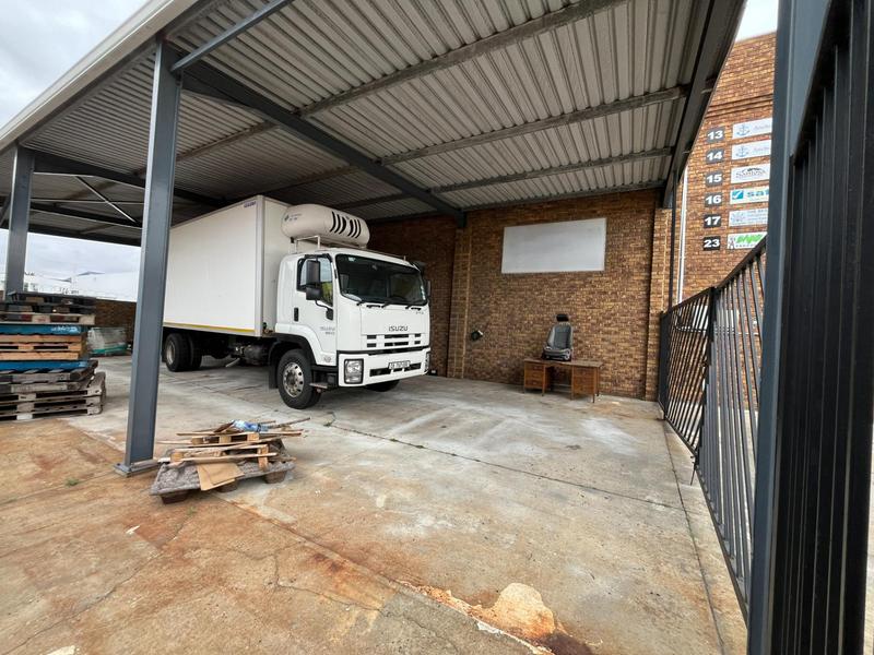 To Let Commercial Property for Rent in Montague Gardens Western Cape